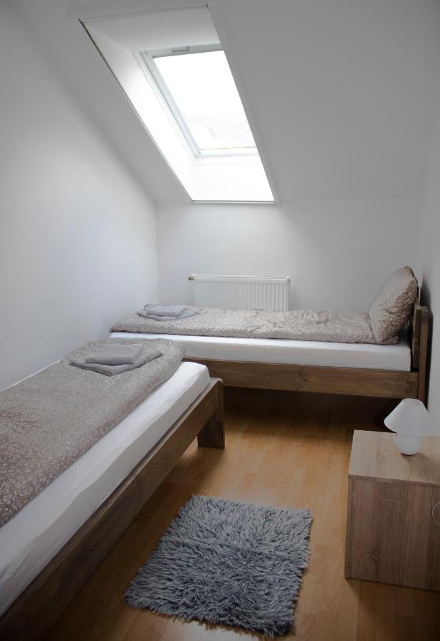 Apartament Csalogany Apartman Szekszárd Zewnętrze zdjęcie